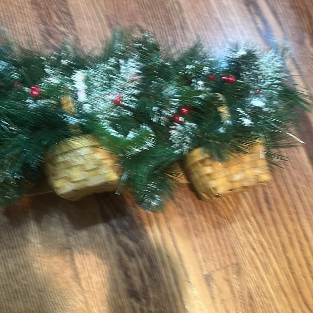 Basket holiday wreath